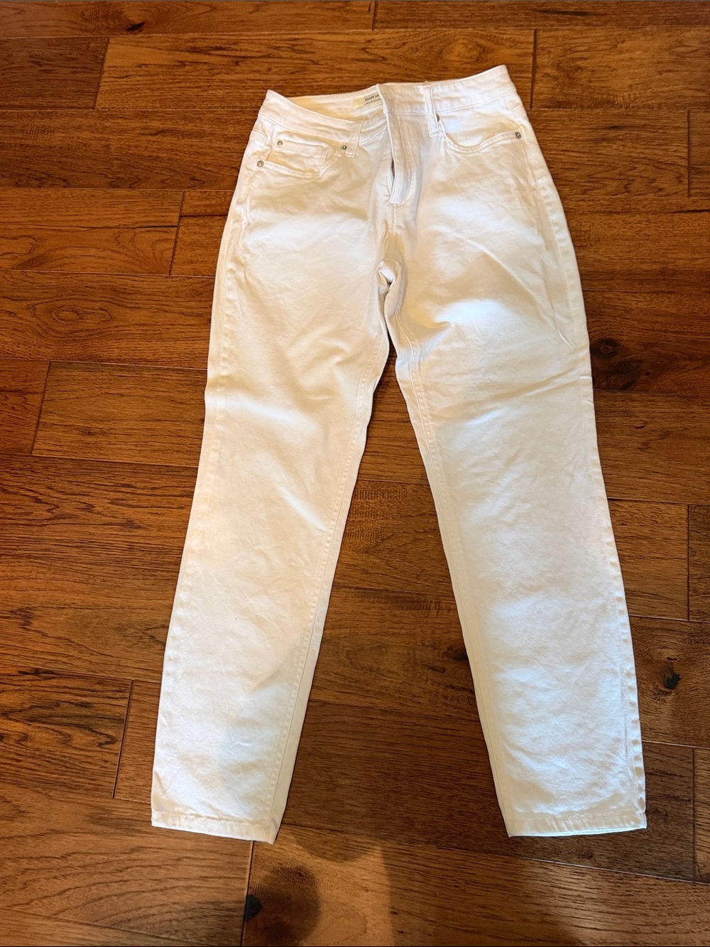 Jones New York Women's Straight Leg White Jeans